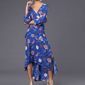 DVF 100% silk Long Sleeve Asymmetric Hem Dress